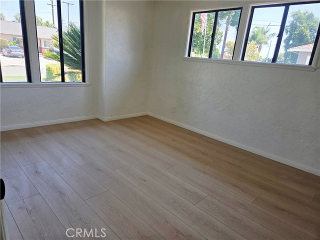 541 N Broadmoor Avenue, West Covina CA: https://media.crmls.org/medias/8d4d74b4-1c5b-4349-be46-6e68c4e0ad4f.jpg