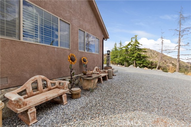Detail Gallery Image 28 of 45 For 1870 Oak Springs Valley Rd, Wrightwood,  CA 92397 - 2 Beds | 2 Baths