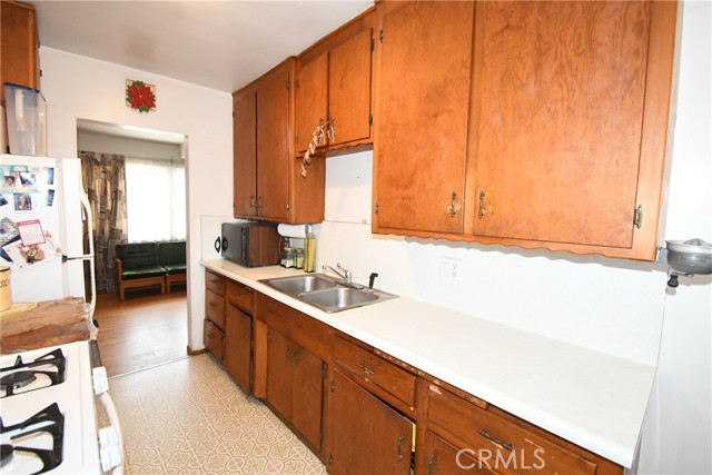 3201 Vail Avenue, Redondo Beach, California 90278, 3 Bedrooms Bedrooms, ,1 BathroomBathrooms,Residential,Sold,Vail,SB23088680