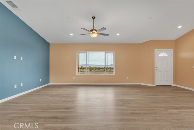 Detail Gallery Image 6 of 47 For 36135 Sutter Rd, Lucerne Valley,  CA 92356 - 4 Beds | 2 Baths