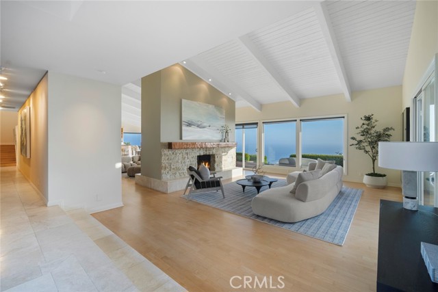 32131 Sea Island Drive, Dana Point CA: https://media.crmls.org/medias/8d502c37-bb56-4f93-ba13-50c1ec7b3fde.jpg