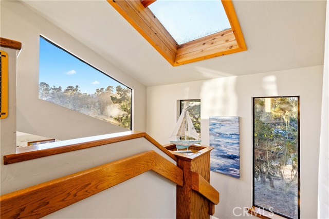 Detail Gallery Image 7 of 51 For 904 Hartford St, Cambria,  CA 93428 - 3 Beds | 3 Baths