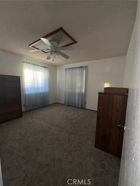 Detail Gallery Image 9 of 30 For 7544 Oakwood, Hesperia,  CA 92345 - 2 Beds | 2 Baths