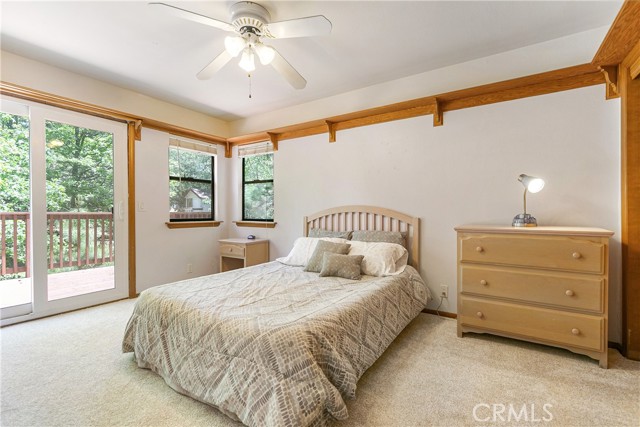 Detail Gallery Image 27 of 38 For 1078 Sandalwood Dr, Lake Arrowhead,  CA 02352 - 3 Beds | 2 Baths