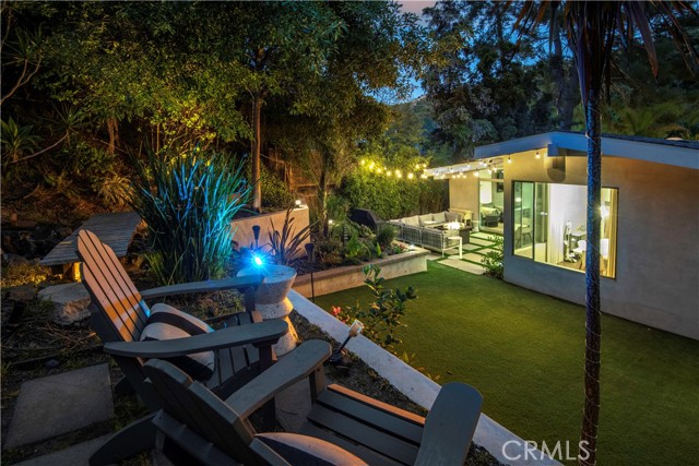Detail Gallery Image 30 of 32 For 17131 Clemons Dr, Encino,  CA 91436 - 5 Beds | 4 Baths