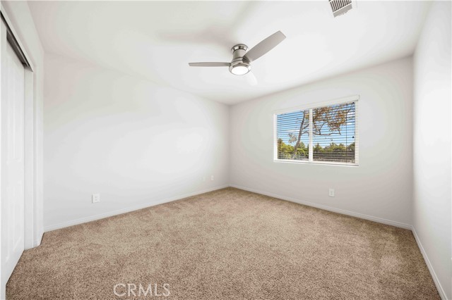 11 Asbury, Irvine CA: https://media.crmls.org/medias/8d539f70-6766-400f-97ee-39f6f87af322.jpg