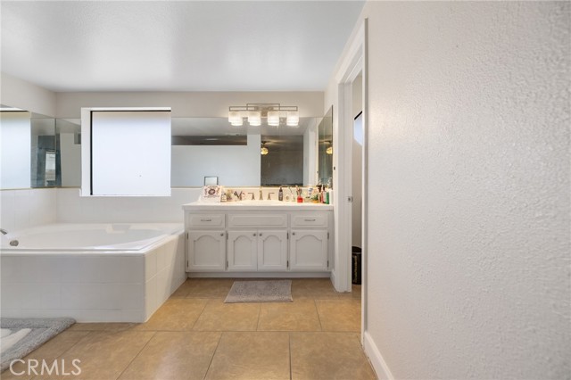 Detail Gallery Image 18 of 43 For 26335 Catamaran Ln, Helendale,  CA 92342 - 3 Beds | 2 Baths