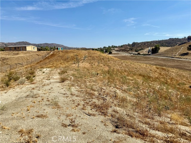 25 Juniper flats road, Nuevo CA: https://media.crmls.org/medias/8d542a06-2e3b-48fc-a2dc-65a55fc2e31e.jpg