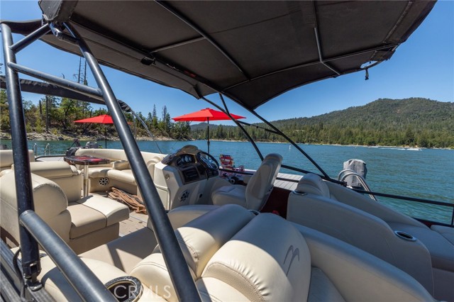 Detail Gallery Image 33 of 69 For 38800 Fawn Point Ln, Bass Lake,  CA 93604 - 5 Beds | 3/1 Baths