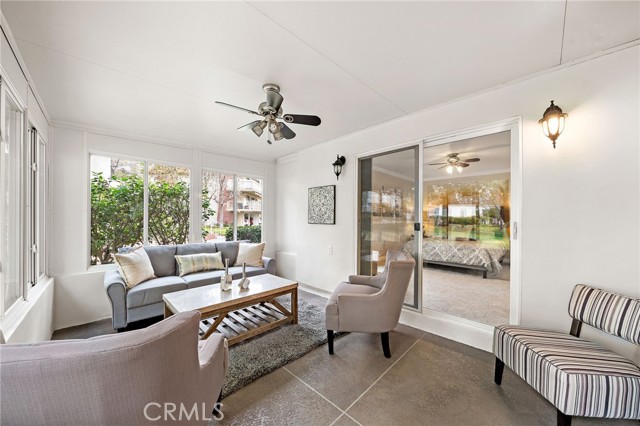 Detail Gallery Image 10 of 22 For 592 Avenida Majorca a,  Laguna Woods,  CA 92637 - 2 Beds | 2 Baths