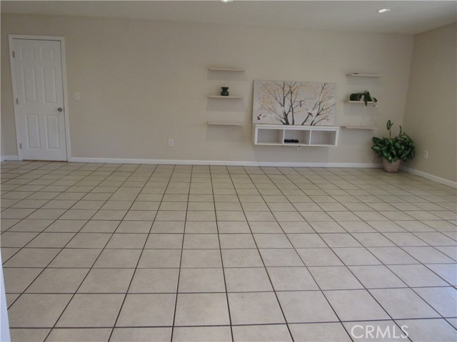 10517 50th Street, Jurupa Valley CA: https://media.crmls.org/medias/8d5531ee-2135-431c-8846-8c6b56bbe32e.jpg