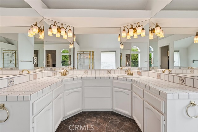 Detail Gallery Image 34 of 52 For 40484 Goldside Dr, Oakhurst,  CA 93644 - 4 Beds | 3 Baths