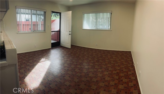 Detail Gallery Image 11 of 33 For 18735 Nordhoff St, Northridge,  CA 91324 - 3 Beds | 2 Baths