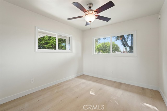 Detail Gallery Image 28 of 37 For 6556 Corbin Ave, Reseda,  CA 91335 - 4 Beds | 2 Baths