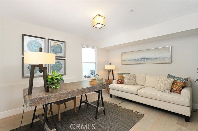 6 Oakmont Street, Phillips Ranch CA: https://media.crmls.org/medias/8d56a8e9-8406-445e-9c7a-09487454d8b0.jpg