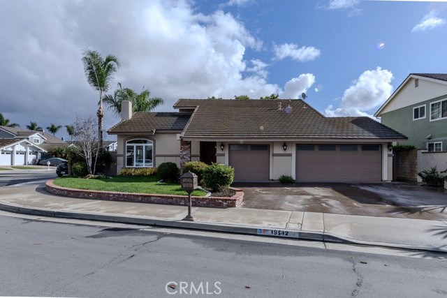Detail Gallery Image 49 of 55 For 19542 Drybrook Ln., Huntington Beach,  CA 92646 - 4 Beds | 2/1 Baths