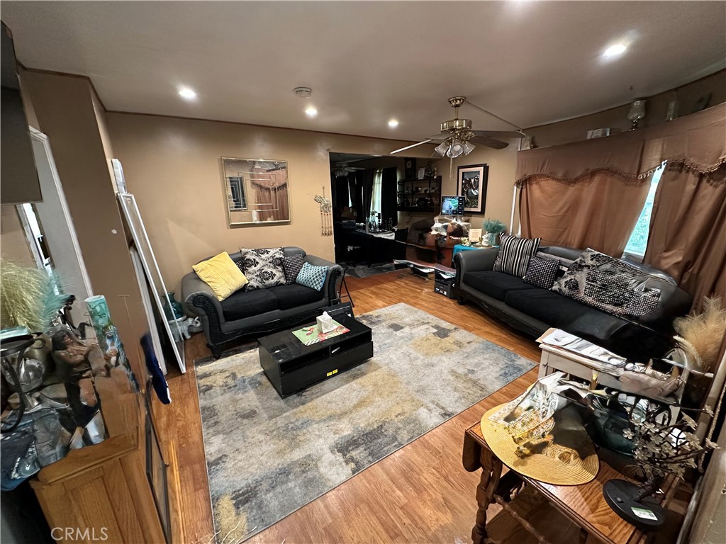 734 Via Arezzo Place Altadena img 1