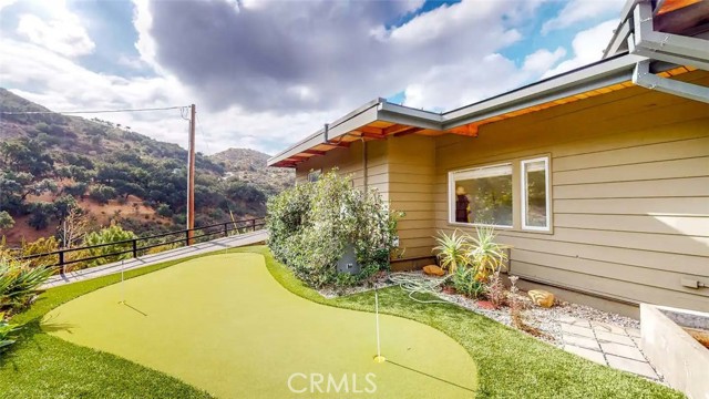 Detail Gallery Image 10 of 36 For 7300 Santa Susana Pass Rd, Simi Valley,  CA 93063 - 3 Beds | 2/1 Baths