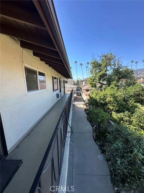 Detail Gallery Image 10 of 14 For 933 N Alameda Ave #5,  Azusa,  CA 91702 - 2 Beds | 1 Baths