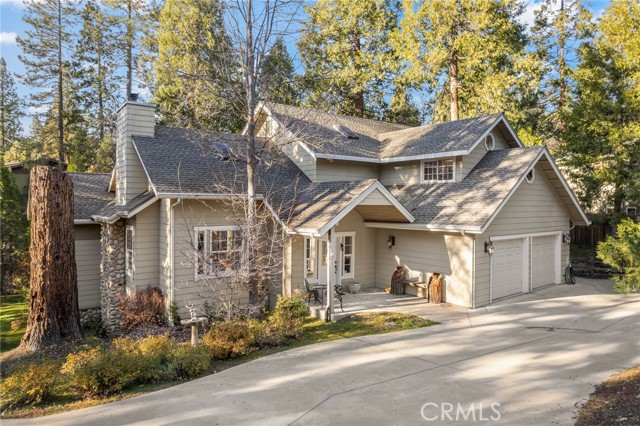 Detail Gallery Image 4 of 63 For 53875 Dogwood Creek, Bass Lake,  CA 93604 - 4 Beds | 2/1 Baths