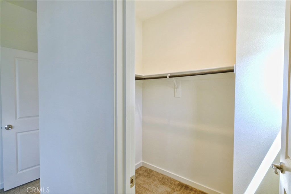 MLS #WS25176152 img 24