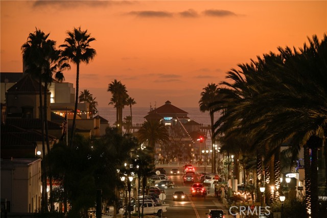 Detail Gallery Image 11 of 25 For 414 Main St. #210,  Huntington Beach,  CA 92648 - 2 Beds | 2/1 Baths