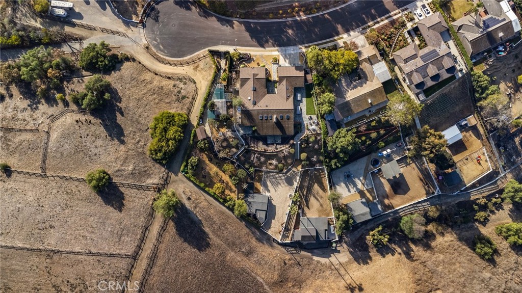 8d5a88c6 D9d5 4c2e Bd69 Aa8e7b2ba673