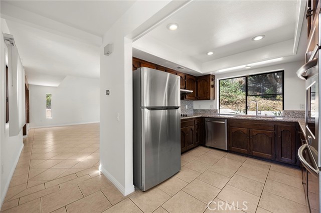 Detail Gallery Image 31 of 48 For 2053 Fullerton Rd, La Habra Heights,  CA 90631 - 4 Beds | 3 Baths
