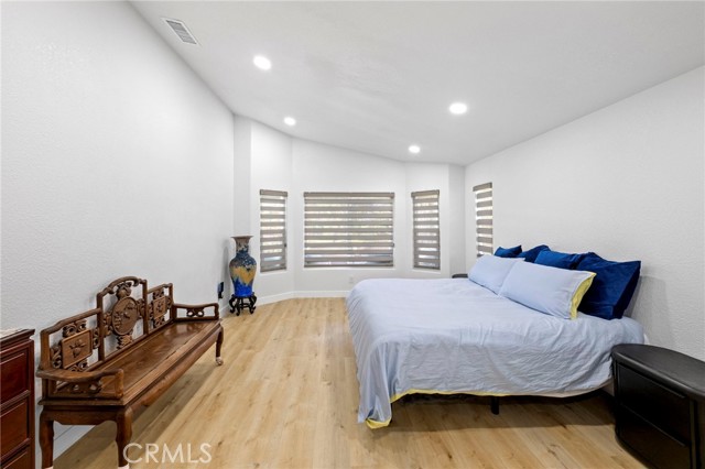 Detail Gallery Image 28 of 67 For 22731 Canyon Lake Dr, Canyon Lake,  CA 92587 - 4 Beds | 4 Baths