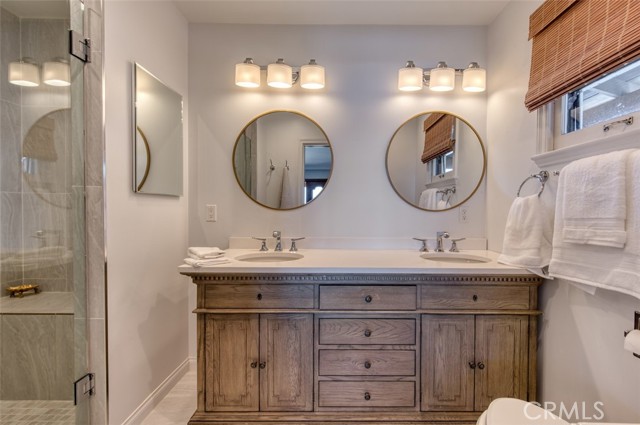 Detail Gallery Image 9 of 23 For 3628 Ocean Bld, Corona Del Mar,  CA 92625 - 5 Beds | 4/2 Baths