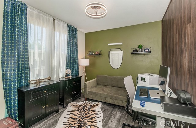 Detail Gallery Image 21 of 32 For 7005 N Astoria Dr, Fresno,  CA 93722 - 4 Beds | 2/1 Baths