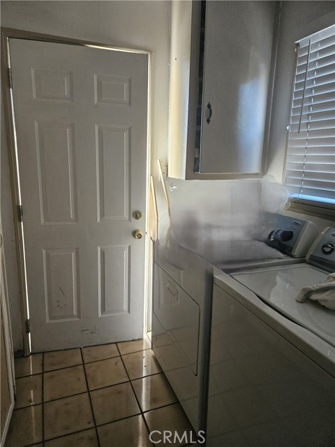 Detail Gallery Image 9 of 15 For 241 S Kern Ave, Los Angeles,  CA 90022 - – Beds | – Baths