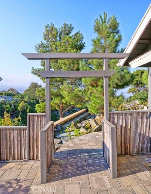 4358 Cartesian Circle, Palos Verdes Peninsula CA: https://media.crmls.org/medias/8d5e7486-155f-4ad0-90bb-72eaa6e9f37b.jpg