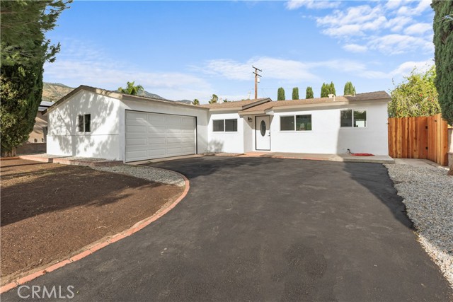 4925 N Stoddard, San Bernardino CA: https://media.crmls.org/medias/8d5fa41b-092e-4c7f-b99f-ad90df096f74.jpg