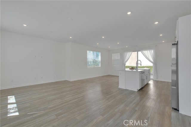 Detail Gallery Image 20 of 75 For 15820 Caterpillar Dr, Fontana,  CA 92336 - 4 Beds | 3 Baths