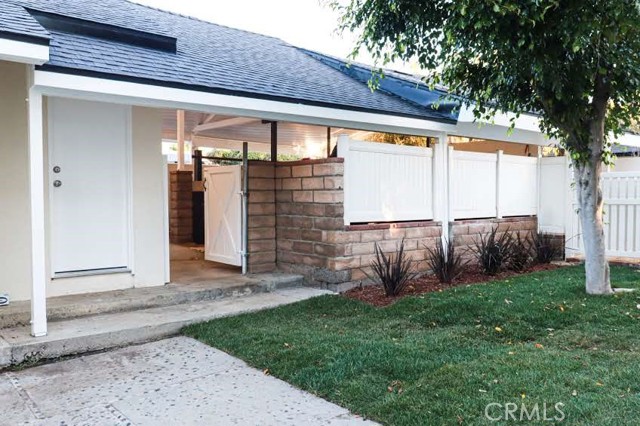 Detail Gallery Image 13 of 55 For 1305 W Riverside, Burbank,  CA 91506 - 4 Beds | 2 Baths