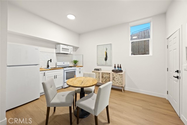 1871 Heidleman Road, Los Angeles CA: https://media.crmls.org/medias/8d61c304-2c72-4543-b08d-71d34e1aff81.jpg