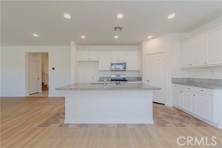 24679 Acadia Drive, Corona CA: https://media.crmls.org/medias/8d622c34-65cc-4f29-8ec7-8be84b6665ce.jpg