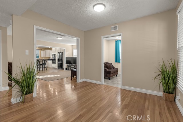 Detail Gallery Image 7 of 43 For 14627 Calpella St, La Mirada,  CA 90638 - 3 Beds | 2 Baths