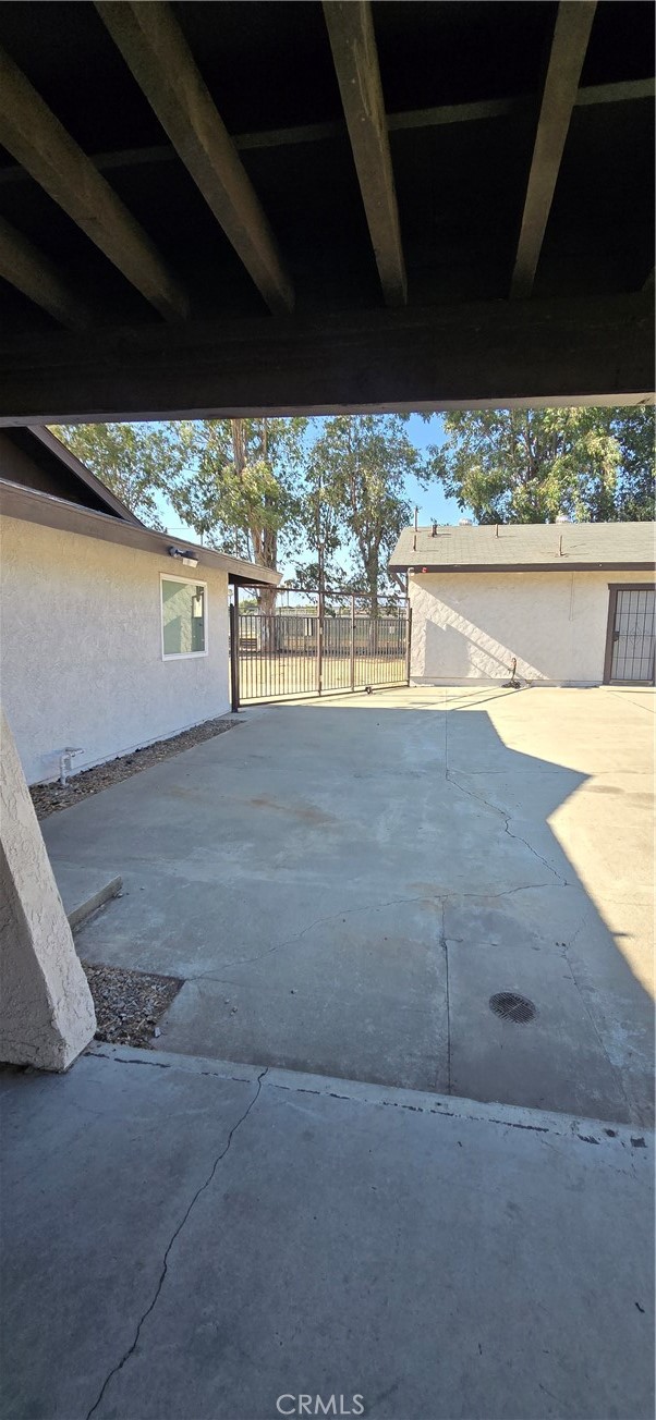 Detail Gallery Image 17 of 23 For 10815 Citrus Ave, Fontana,  CA 92337 - 4 Beds | 3 Baths