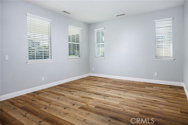 Detail Gallery Image 9 of 28 For 32056 Red Mountain, Temecula,  CA 92592 - 4 Beds | 2/1 Baths