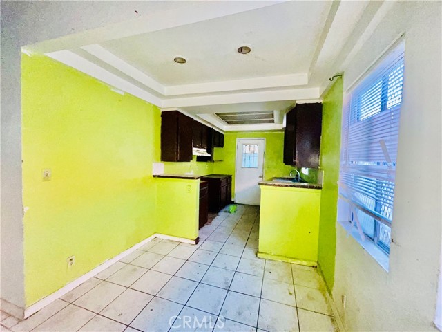 Detail Gallery Image 11 of 25 For 223 E 89th St, Los Angeles,  CA 90003 - 3 Beds | 2 Baths