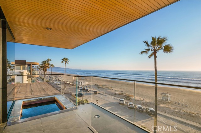 4320 The Strand, Manhattan Beach CA: https://media.crmls.org/medias/8d6449db-35a7-47e5-9eec-3d973ac3bf25.jpg