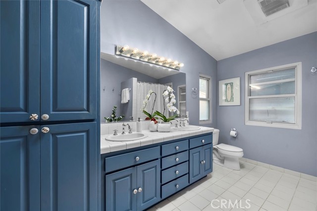 7135 W 91st Street, Los Angeles CA: https://media.crmls.org/medias/8d64d9d9-0090-49d8-891e-1c90e69b4003.jpg