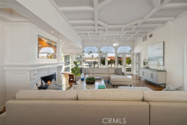 Detail Gallery Image 42 of 68 For 218 Evening Star Ln, Newport Beach,  CA 92660 - 5 Beds | 3/1 Baths