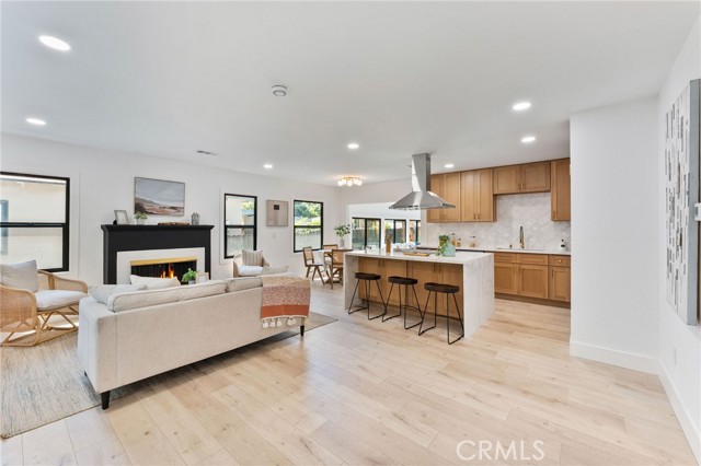 Detail Gallery Image 8 of 49 For 57 S Grand Oaks Ave, Pasadena,  CA 91107 - 3 Beds | 2 Baths