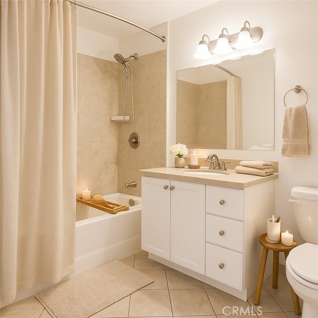 Detail Gallery Image 3 of 6 For 13941 Sherman Way #205,  Van Nuys,  CA 91405 - 2 Beds | 2 Baths