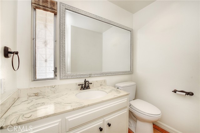 Detail Gallery Image 19 of 28 For 906 Emerald Bay, Laguna Beach,  CA 92651 - 4 Beds | 2/1 Baths