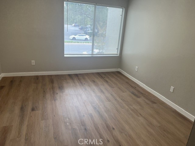 https://media.crmls.org/medias/8d664c42-79ca-487b-8dcc-eaca44138203.jpg?preset=X-Large