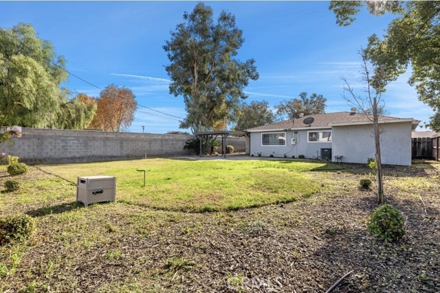 Detail Gallery Image 23 of 25 For 5097 E Carmen Ave, Fresno,  CA 93727 - 3 Beds | 2 Baths